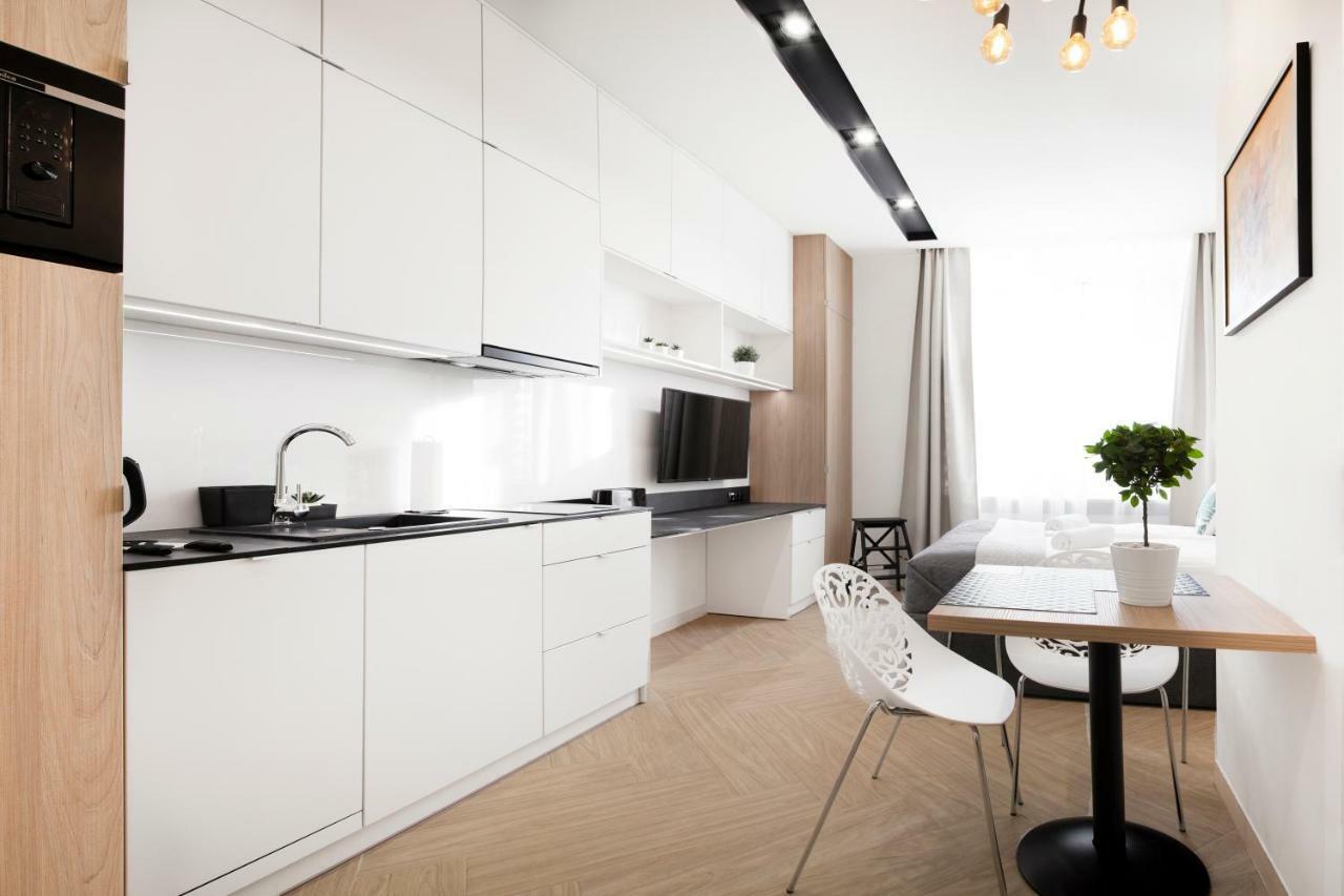 Compact Studios Slowackiego Avenue Kraków Exteriör bild