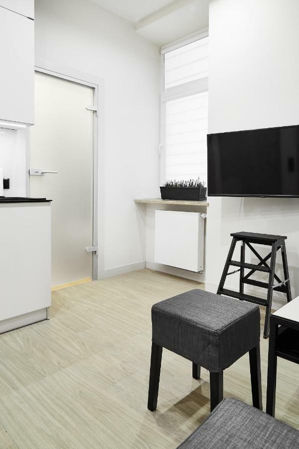 Compact Studios Slowackiego Avenue Kraków Exteriör bild